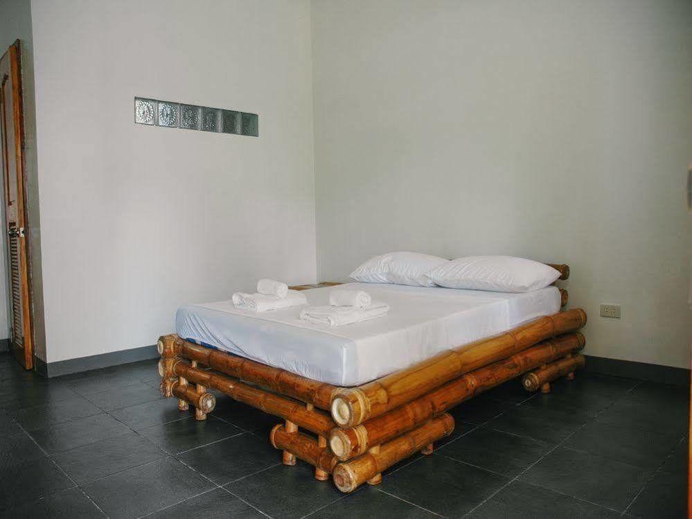 Neptune Diving Resort Santander Luaran gambar