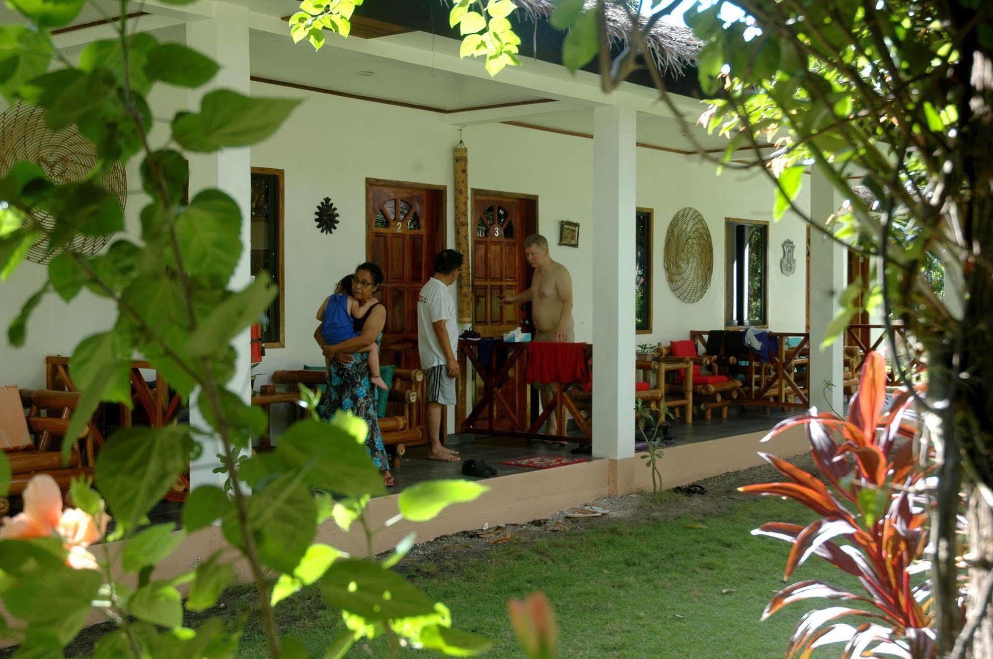 Neptune Diving Resort Santander Luaran gambar